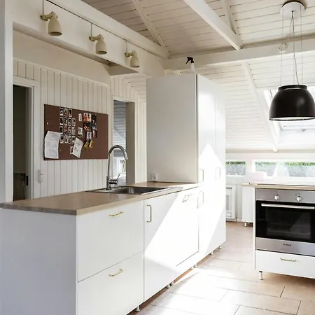 Feriehus Light And Wild Woods For The Entire Family